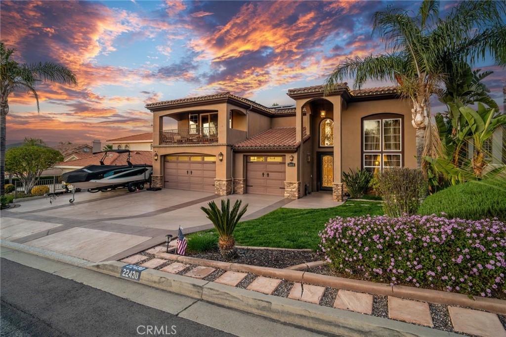 22430 Canyon Lake Drive S