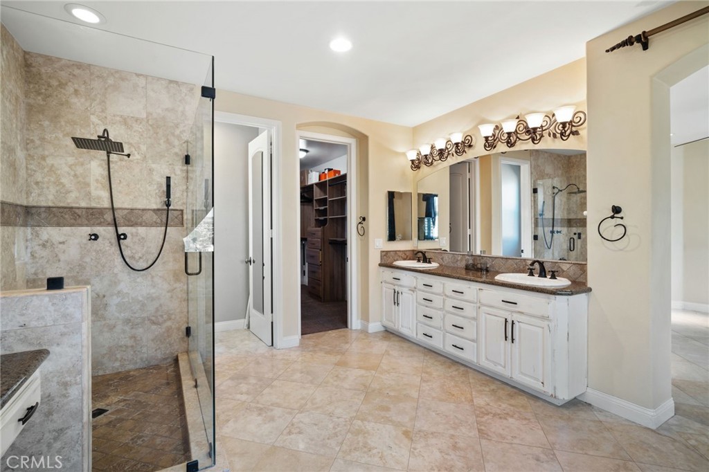 22430 Canyon Lake Drive S