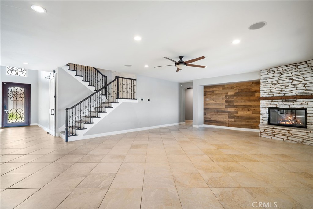 22430 Canyon Lake Drive S