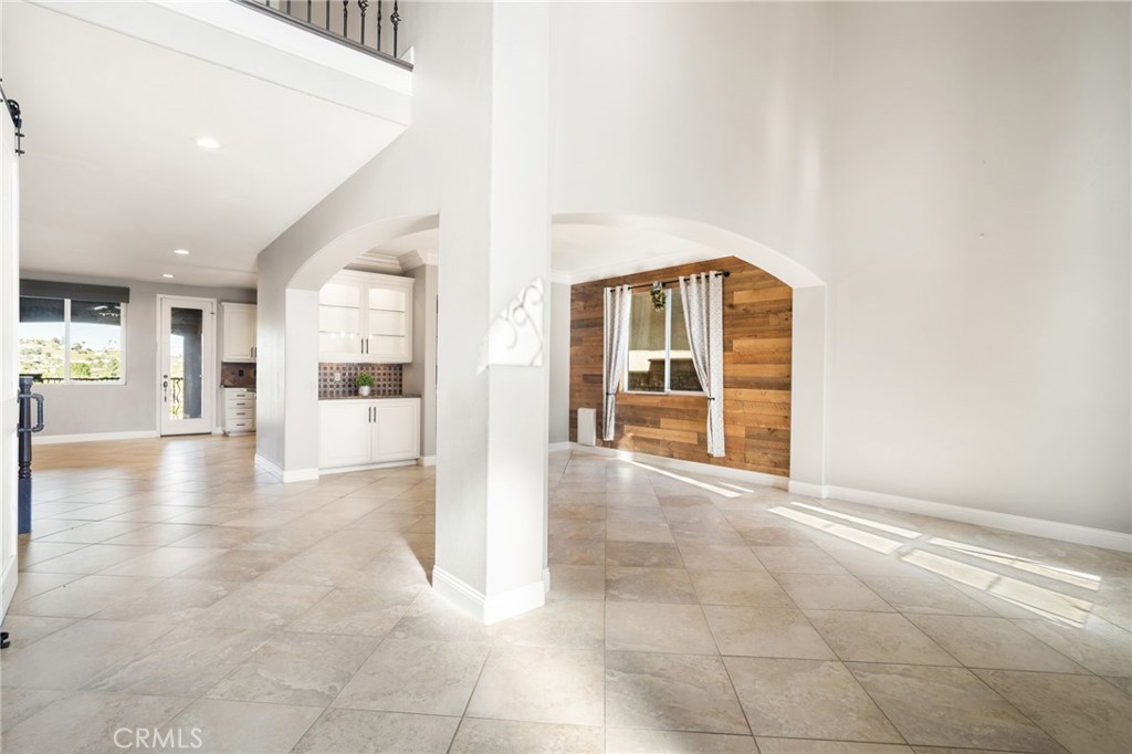 22430 Canyon Lake Drive S