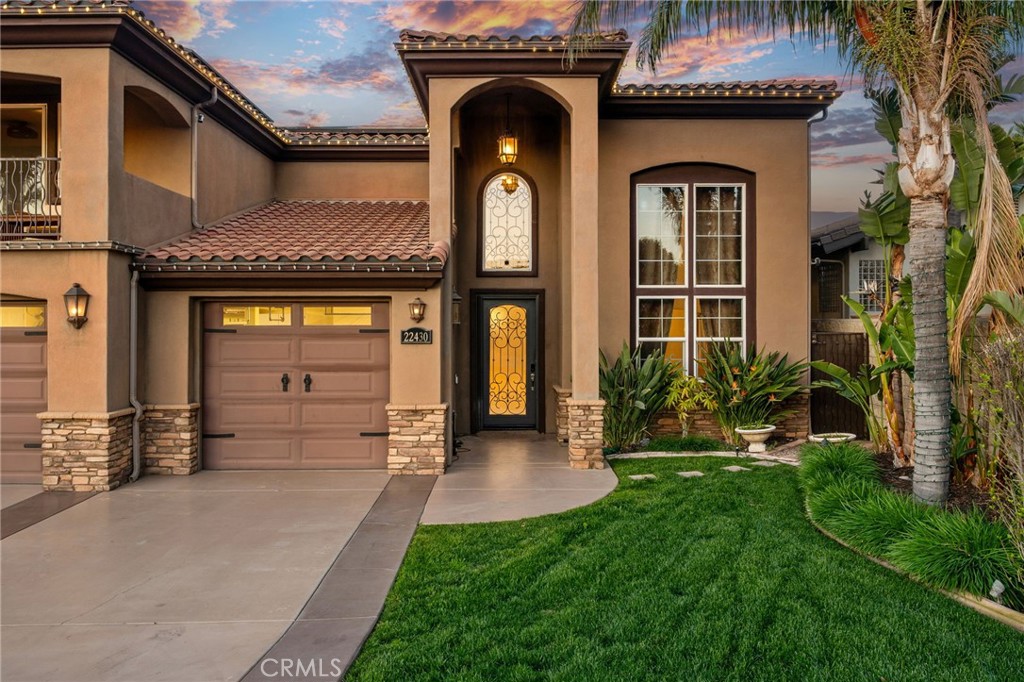 22430 Canyon Lake Drive S