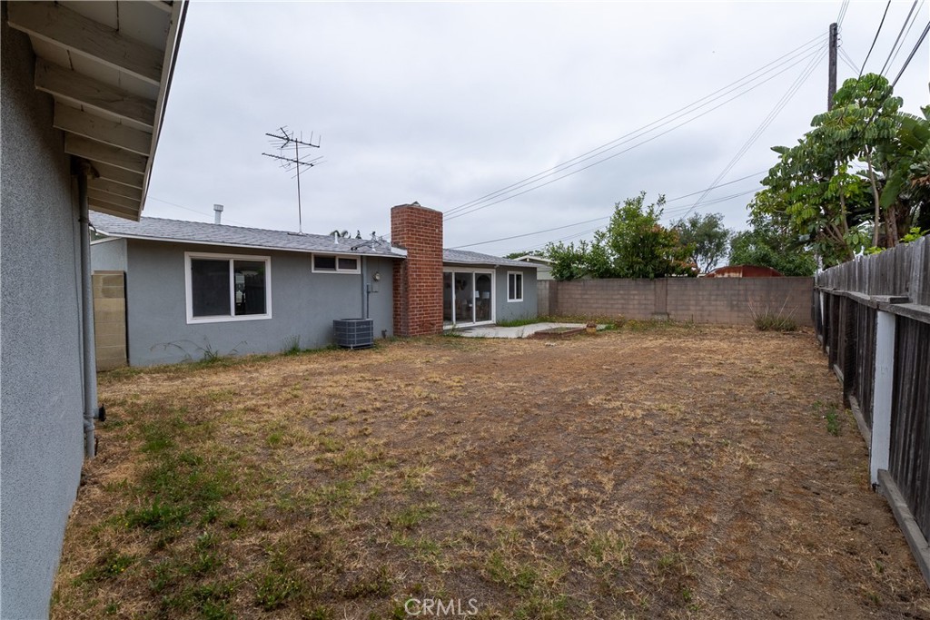 5921 Los Ramos Circle
