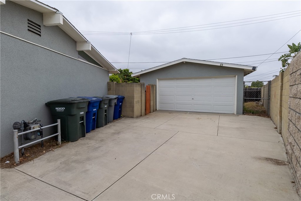 5921 Los Ramos Circle