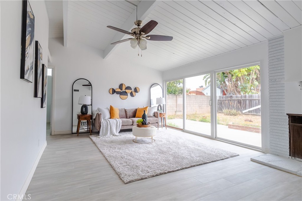 5921 Los Ramos Circle