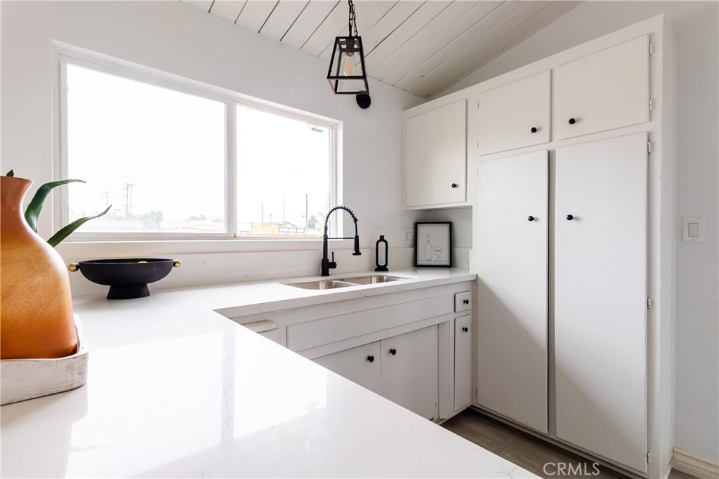 5921 Los Ramos Circle