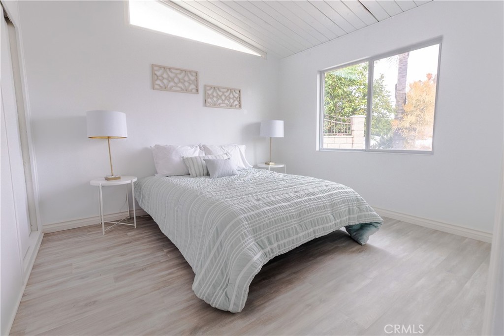 5921 Los Ramos Circle