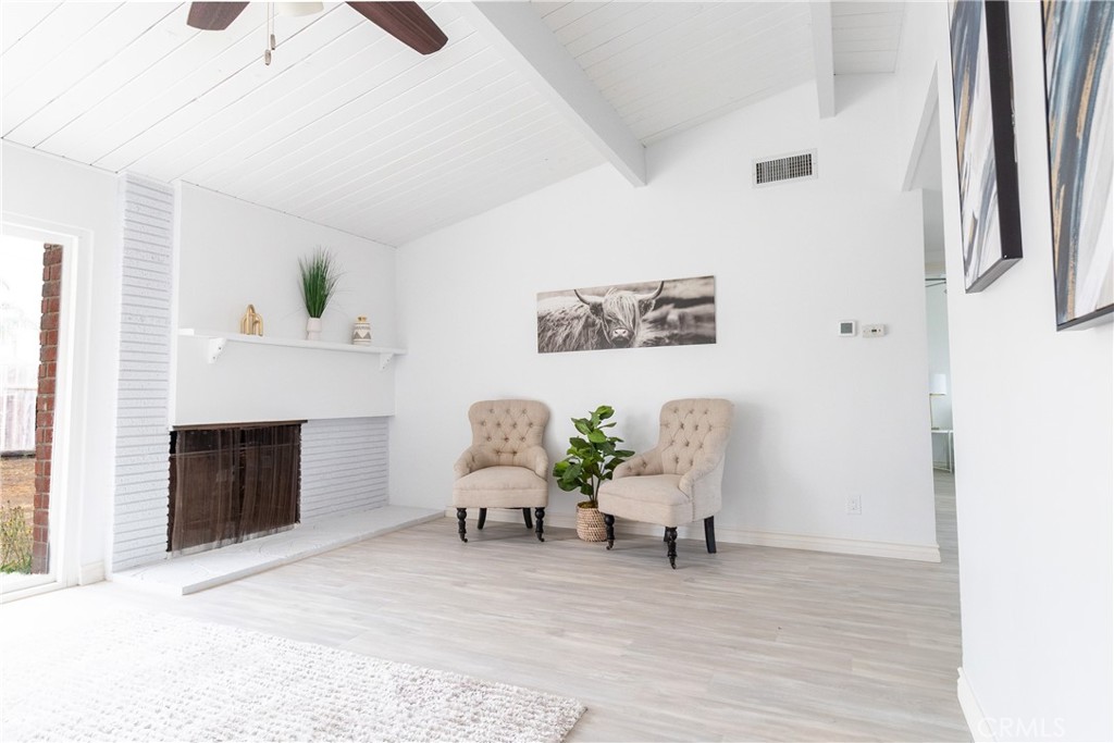 5921 Los Ramos Circle