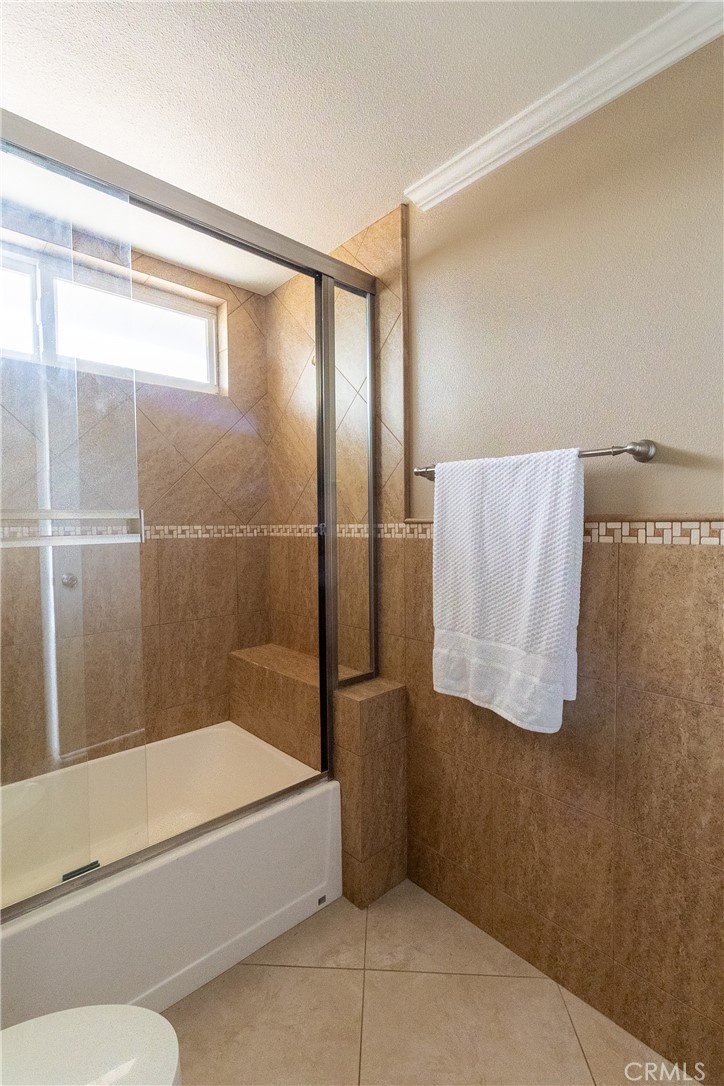 5921 Los Ramos Circle