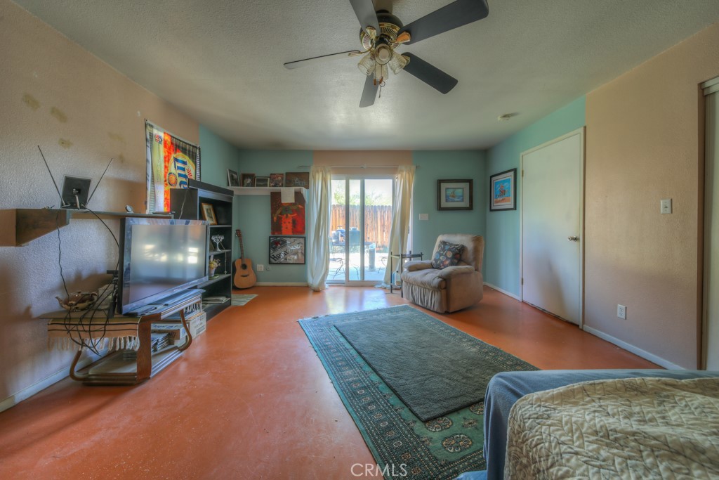 11557 Davis