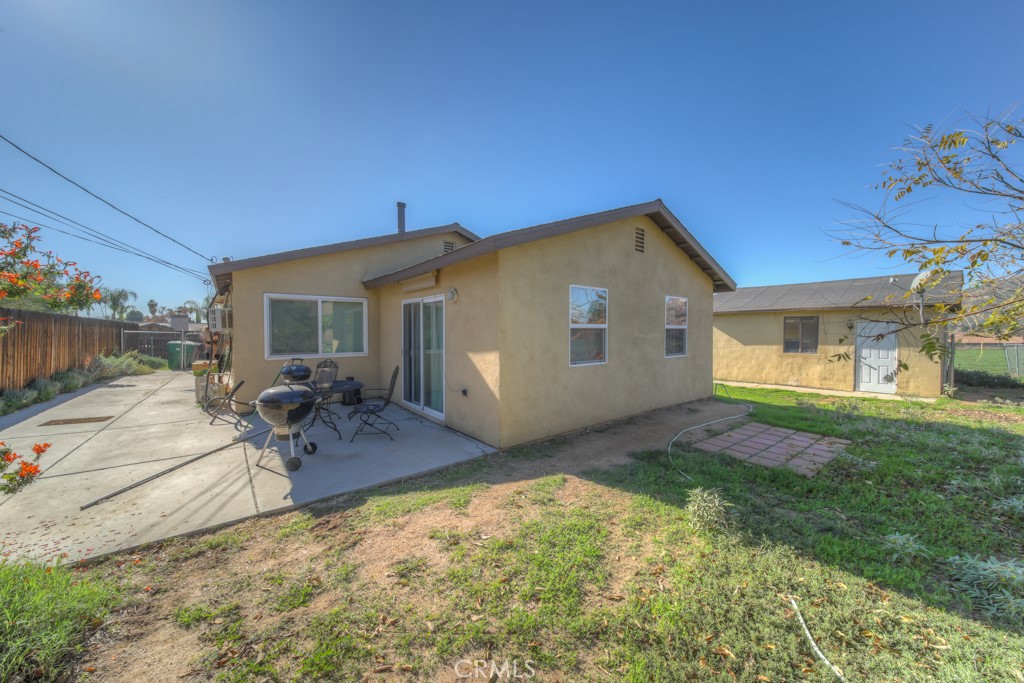11557 Davis