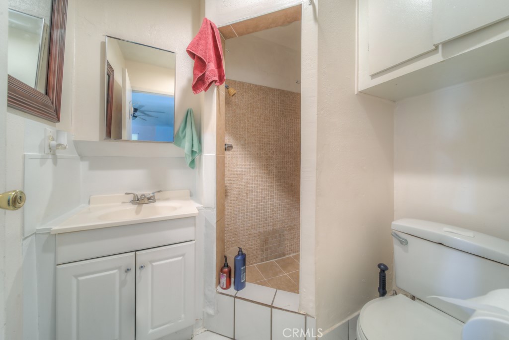 11557 Davis