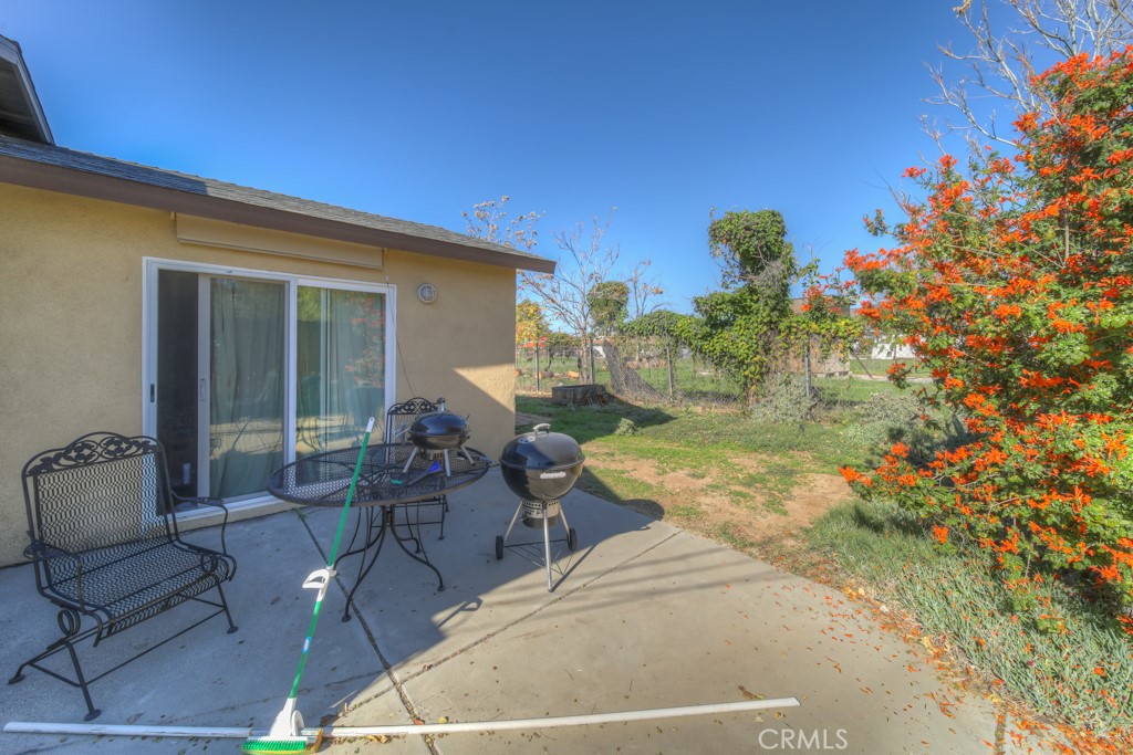11557 Davis