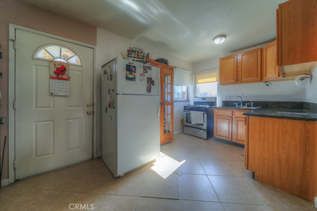 11557 Davis