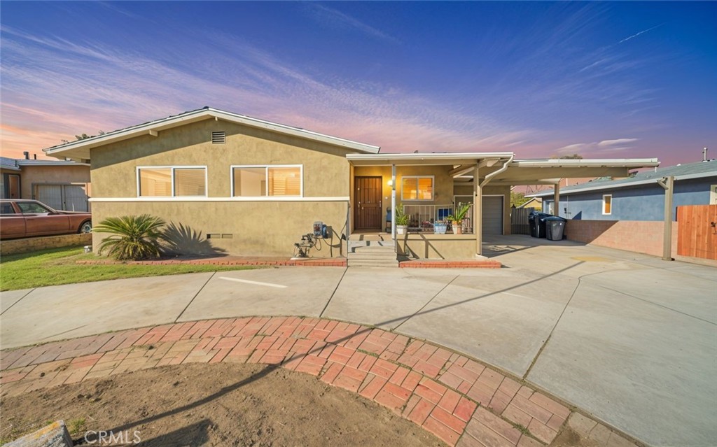1137 W Williams