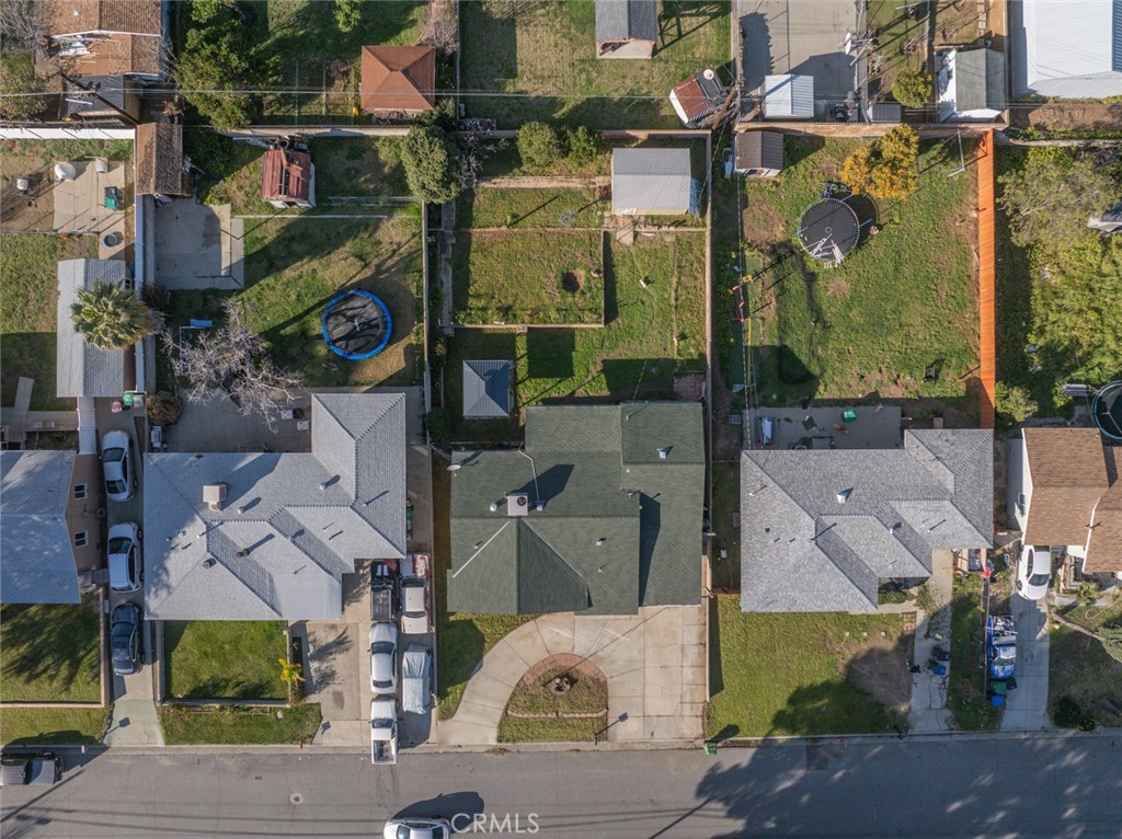 1137 W Williams