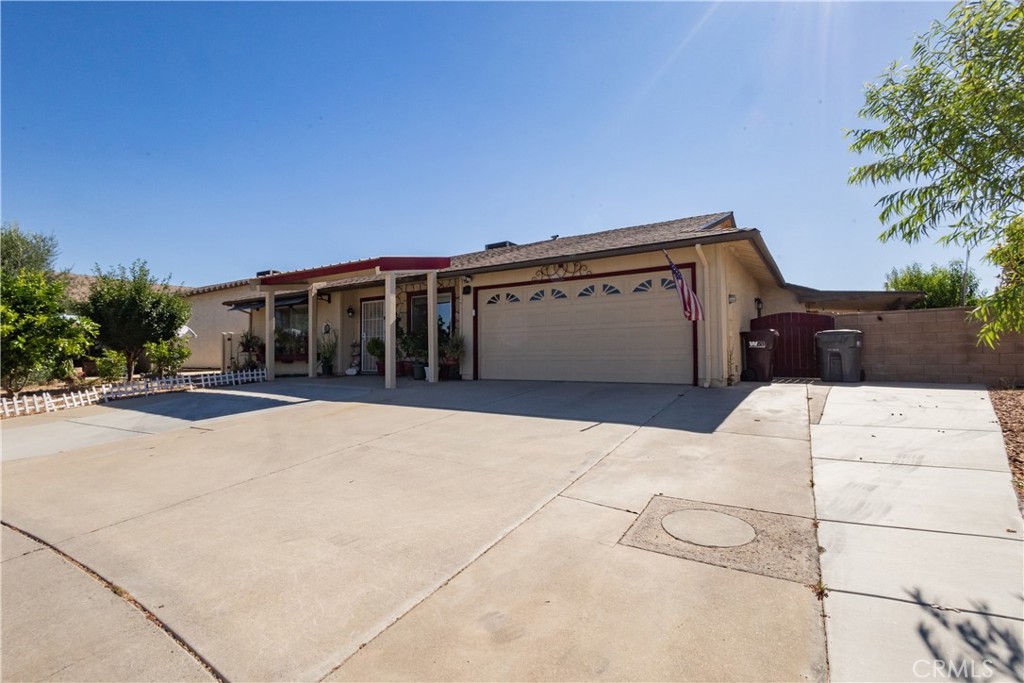 27958 Foxfire Street