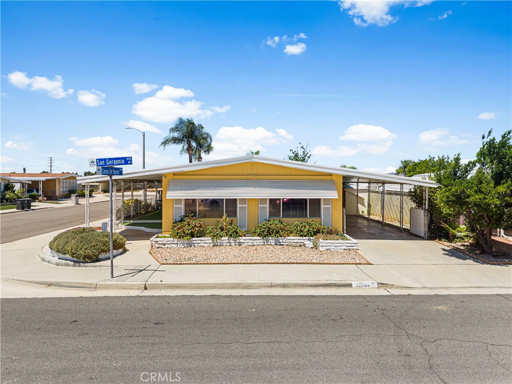 1081 San Gorgonio