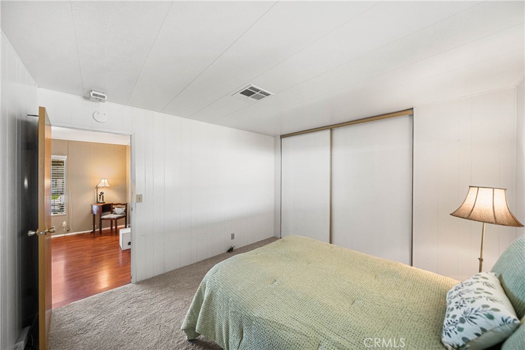 1081 San Gorgonio