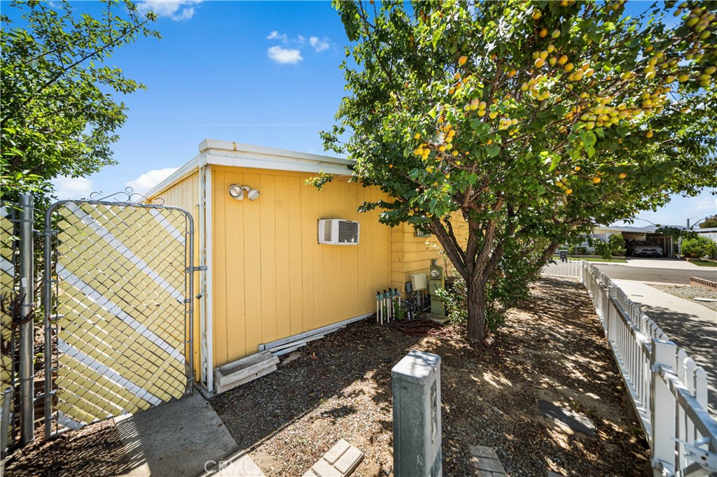 1081 San Gorgonio