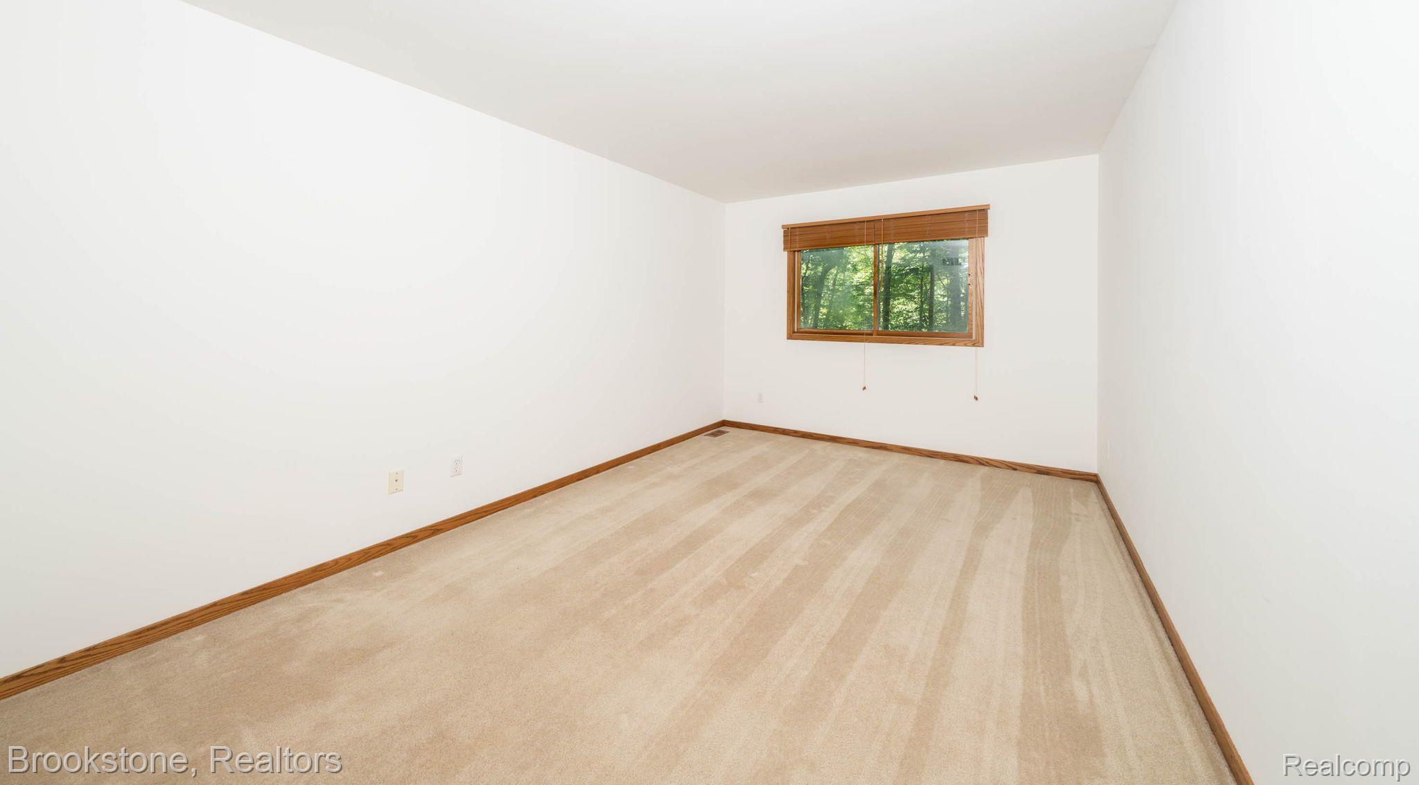 2627 ALDEN