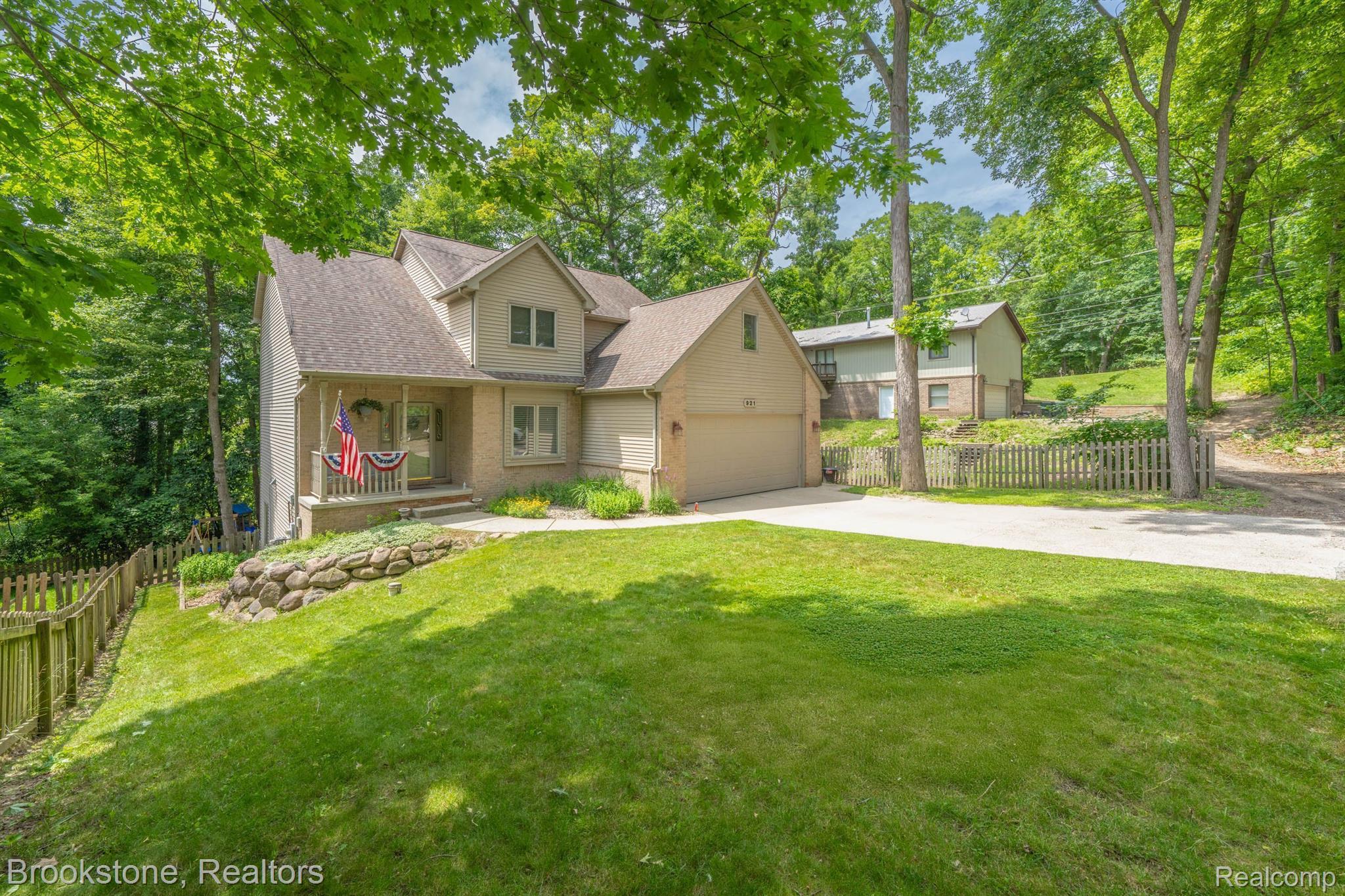 921 OLD HICKORY LANE Lane
