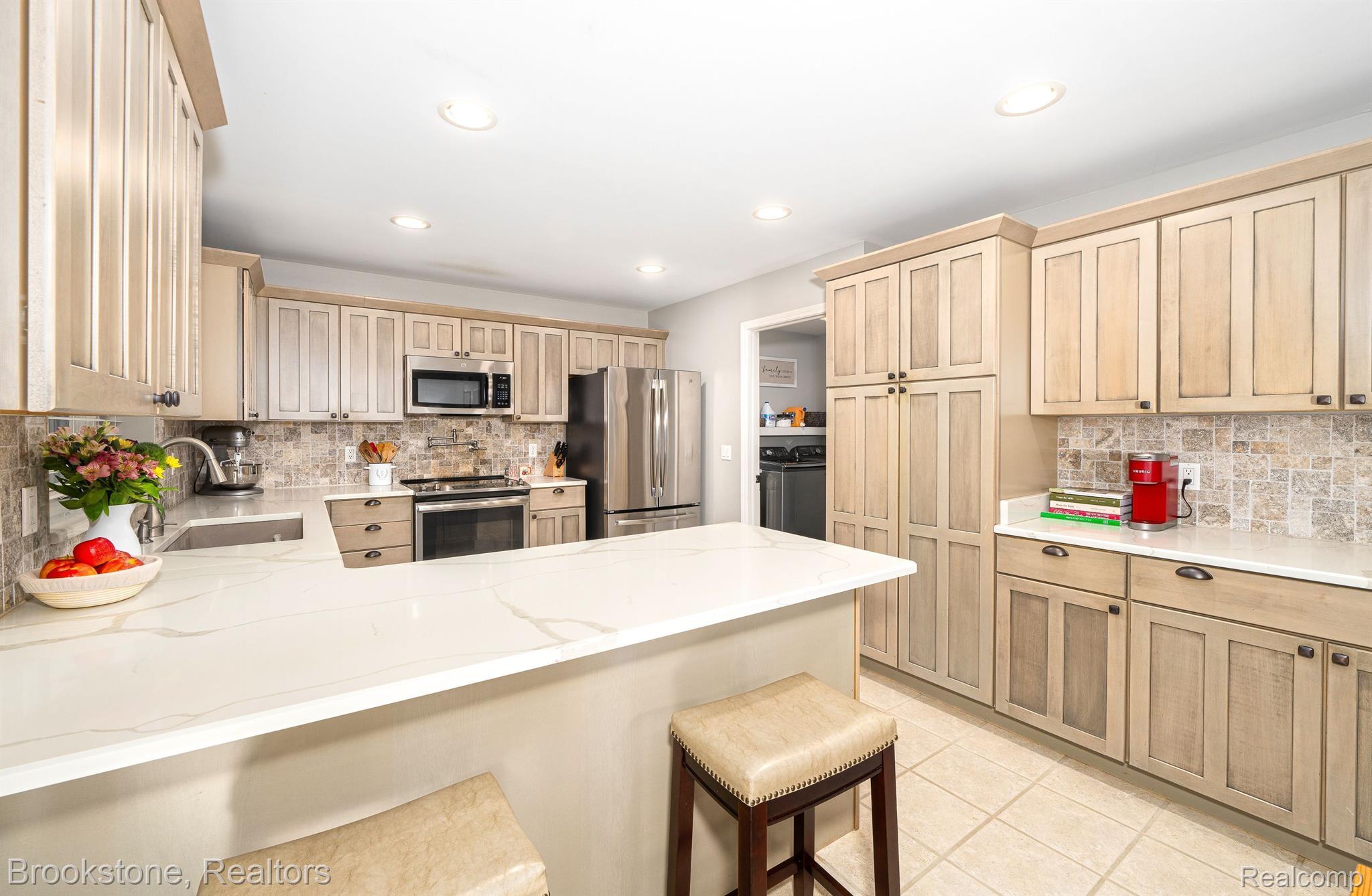 921 OLD HICKORY LANE Lane