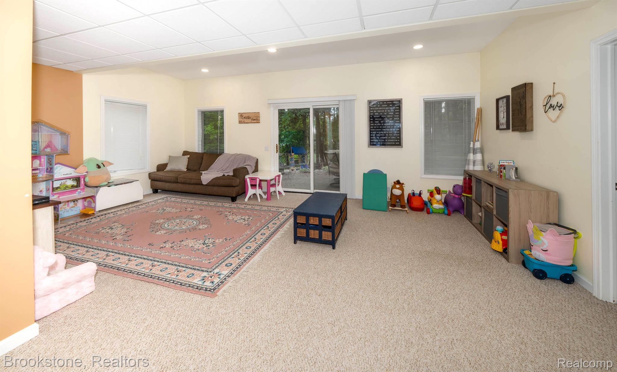 921 OLD HICKORY LANE Lane