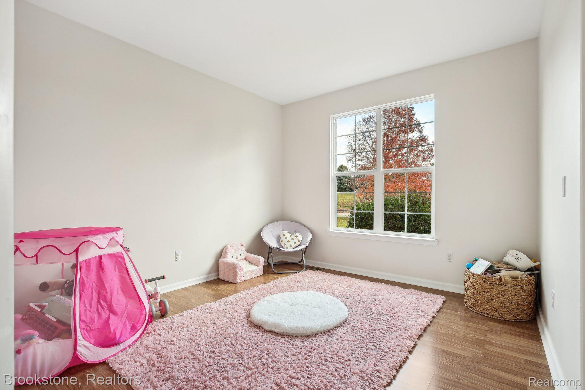 9838 DUBLIN Drive