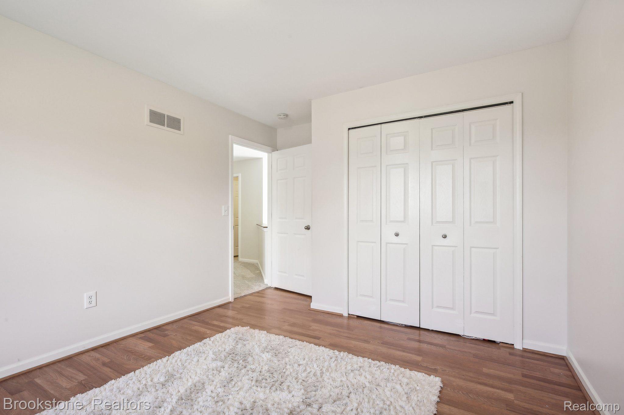 9838 DUBLIN Drive