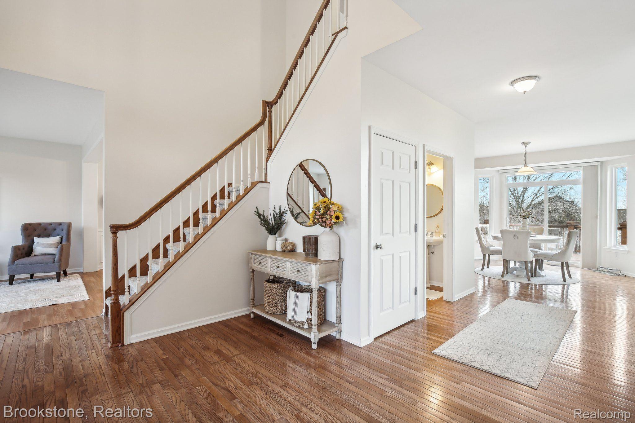 9838 DUBLIN Drive