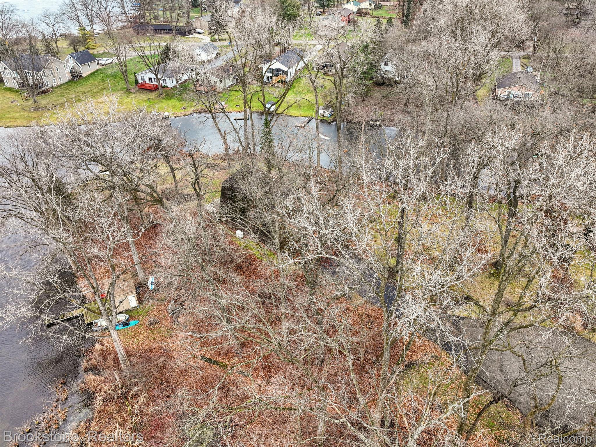 1301 GLEN OAKS Road
