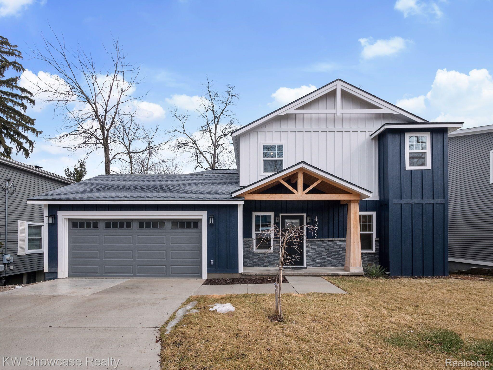 4975 COSHOCTON Drive