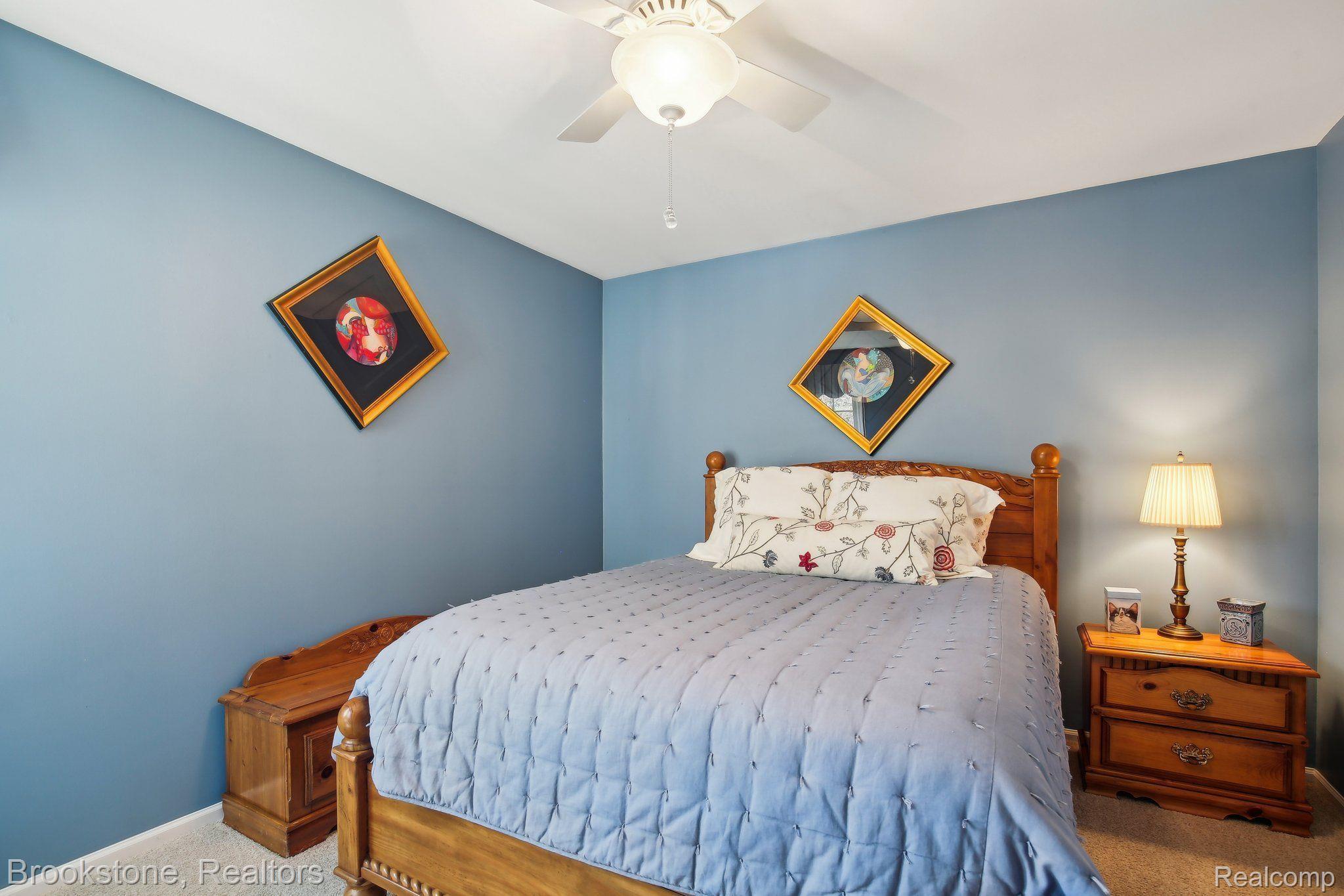 1391 WOODBRIDGE Court