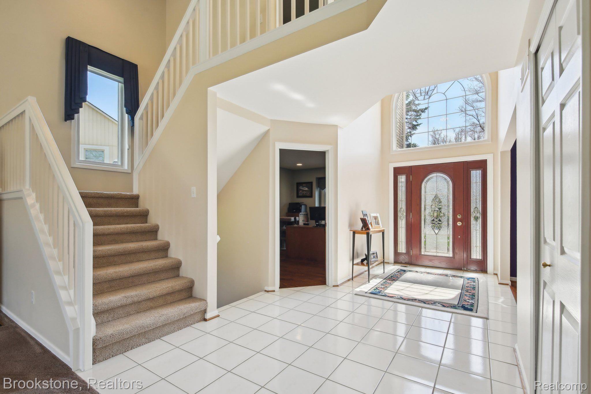 1391 WOODBRIDGE Court