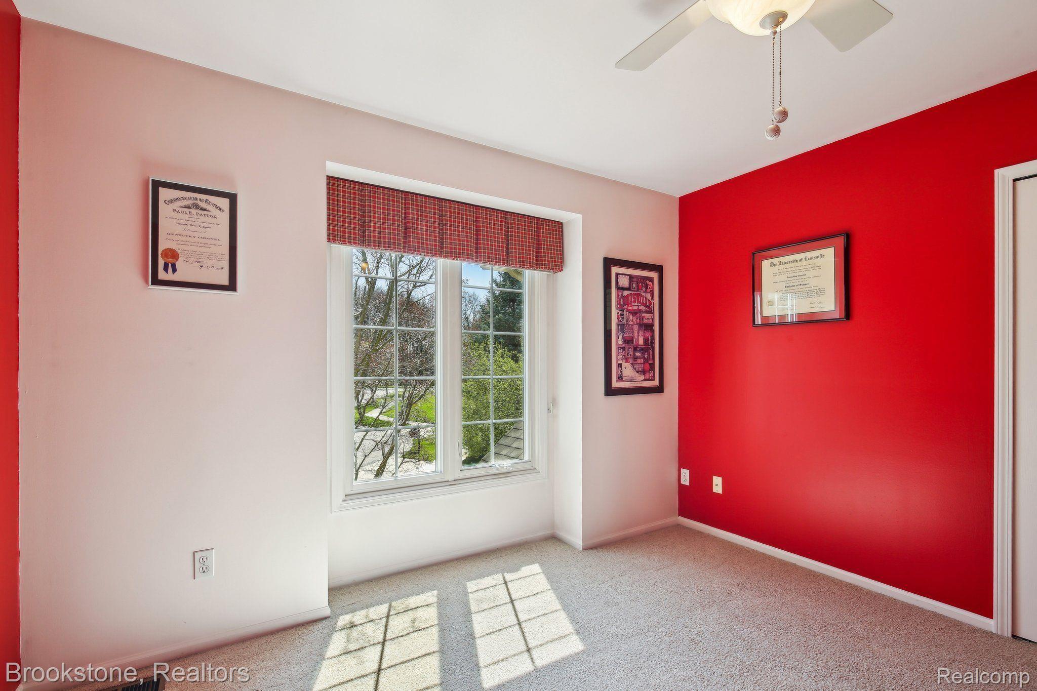 1391 WOODBRIDGE Court