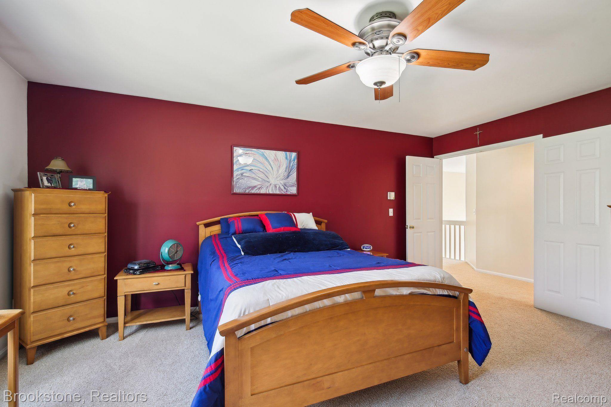 1391 WOODBRIDGE Court