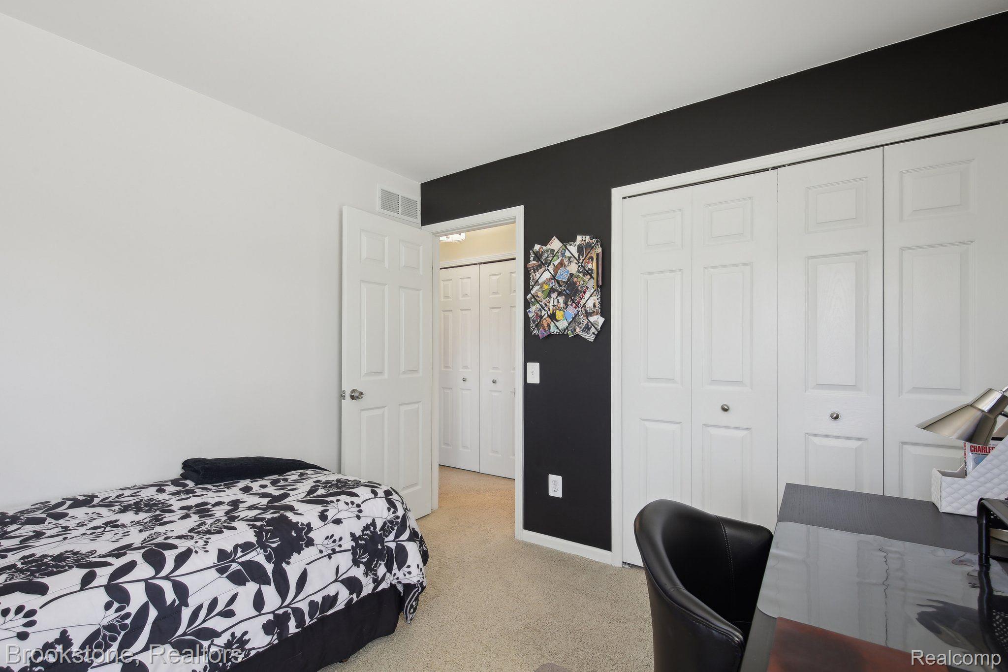 4055 HIGHVIEW