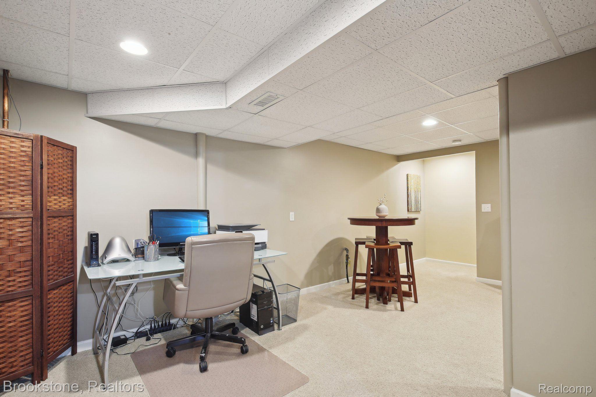 4055 HIGHVIEW