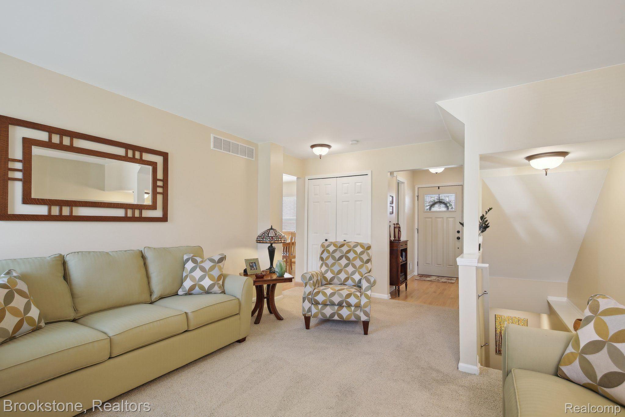 4055 HIGHVIEW