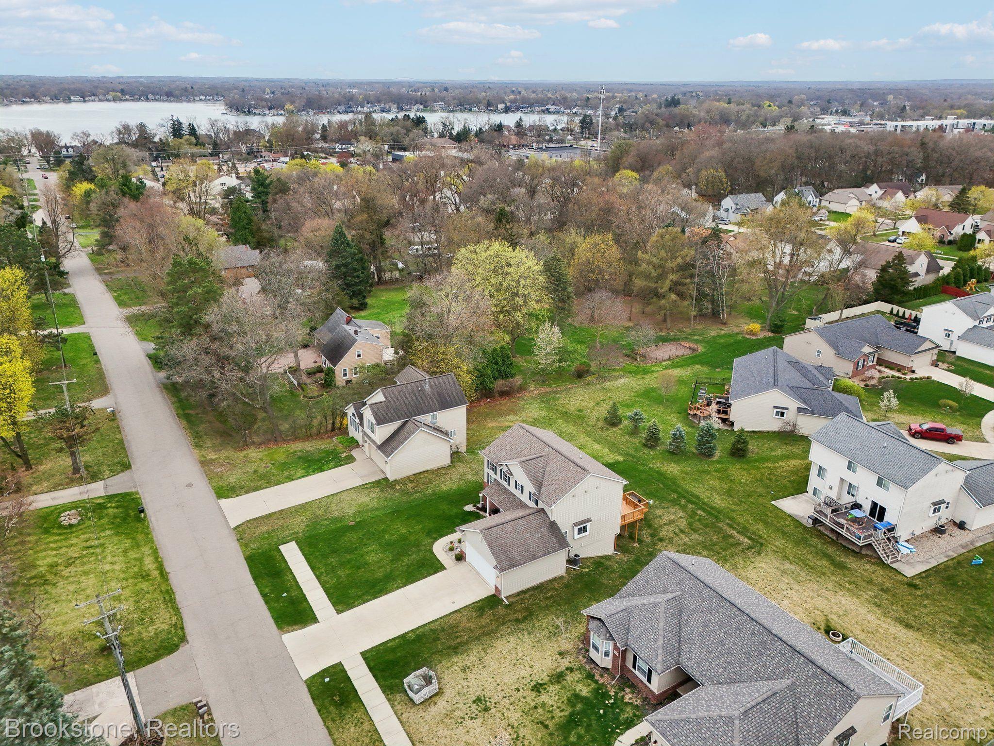 1284 MALCOLM Drive