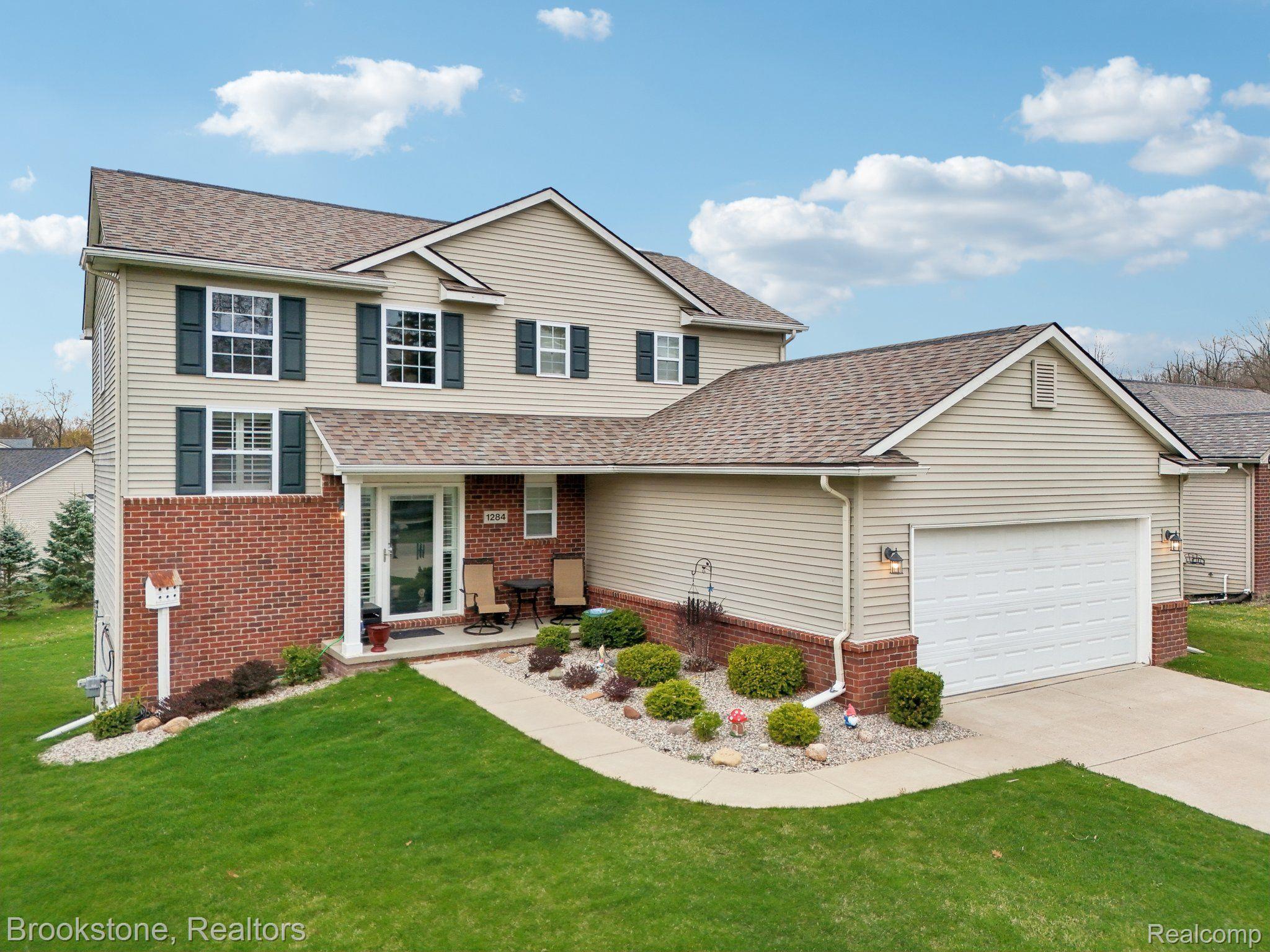 1284 MALCOLM Drive