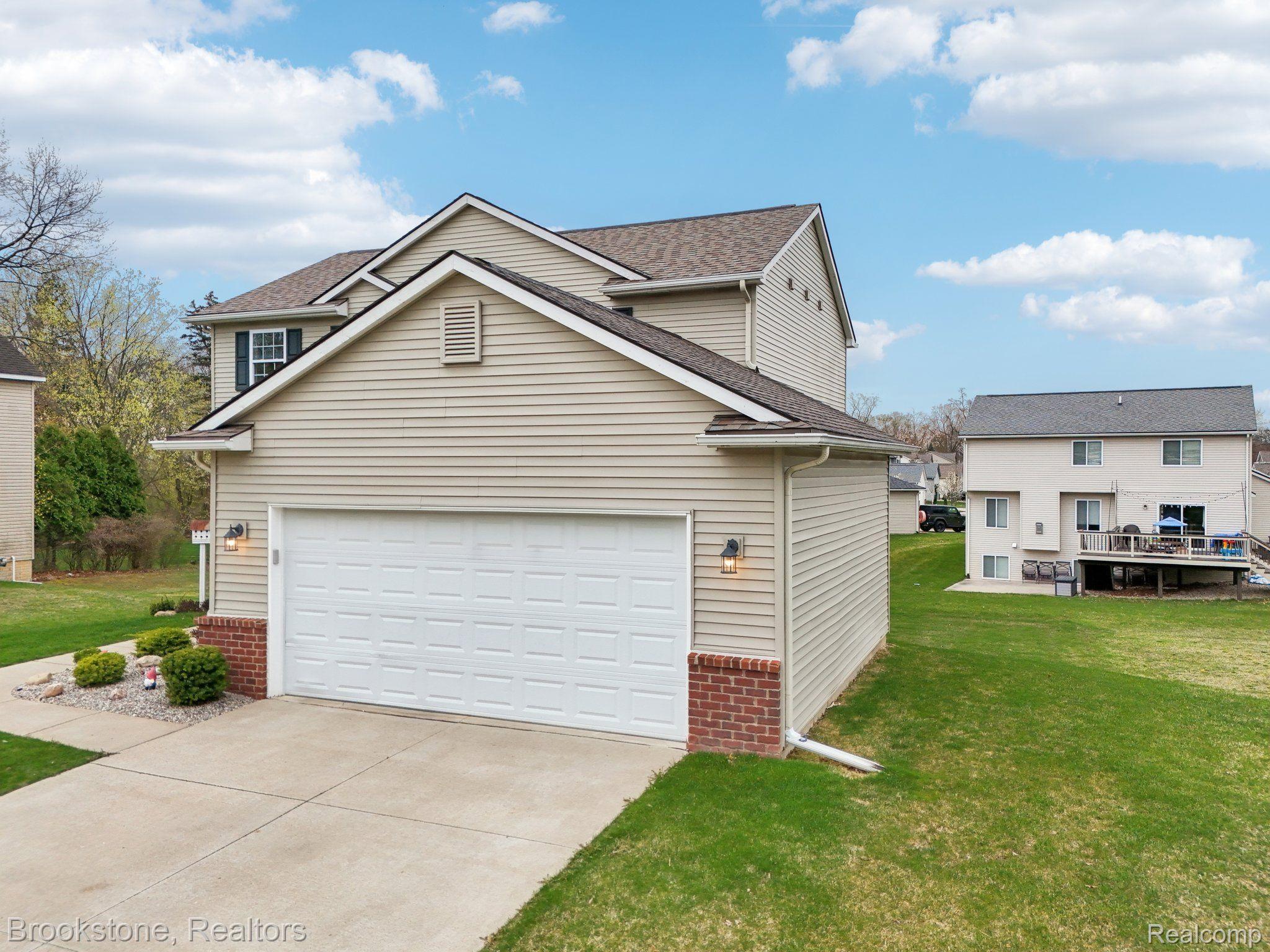 1284 MALCOLM Drive