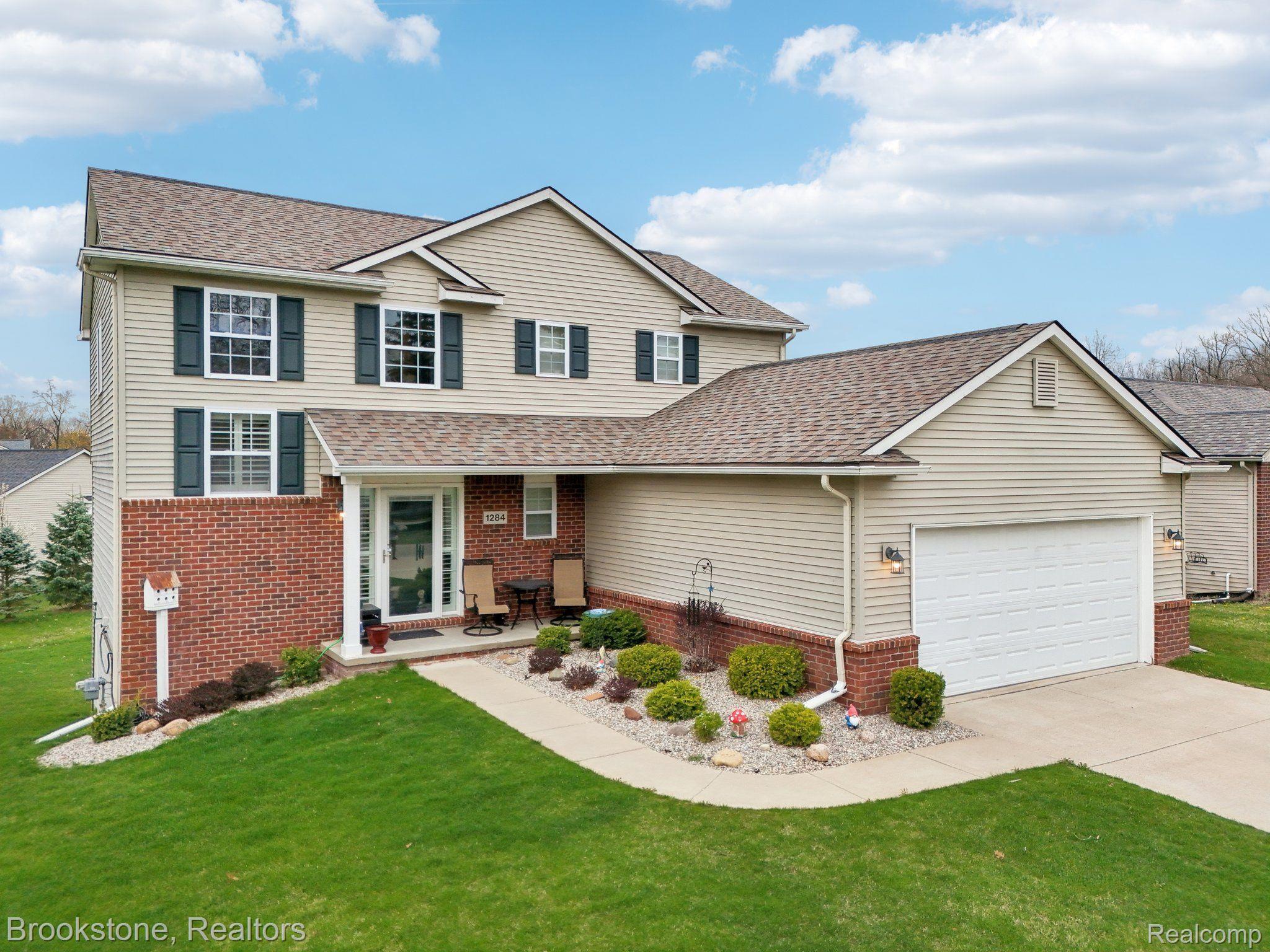 1284 MALCOLM Drive