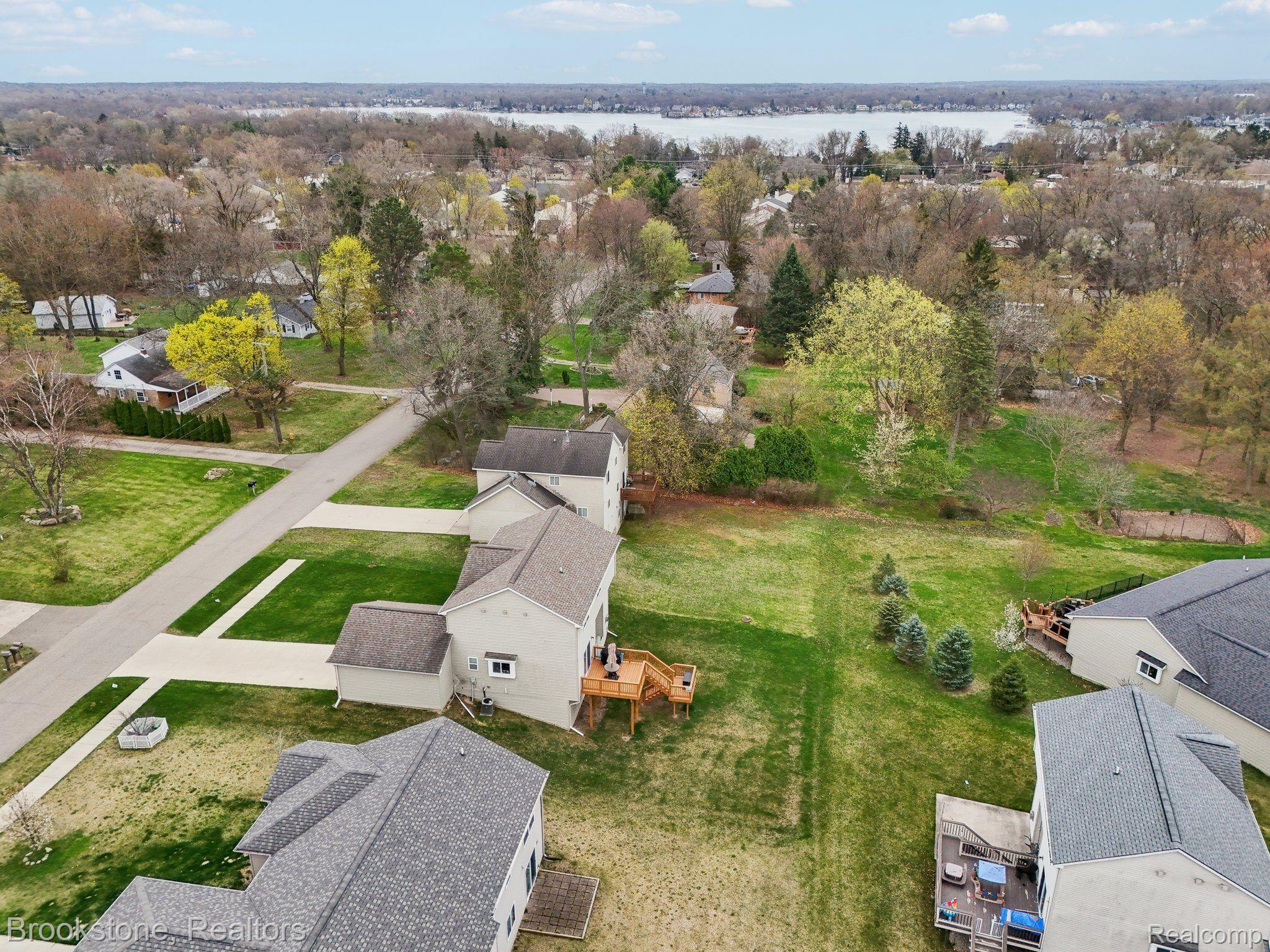 1284 MALCOLM Drive