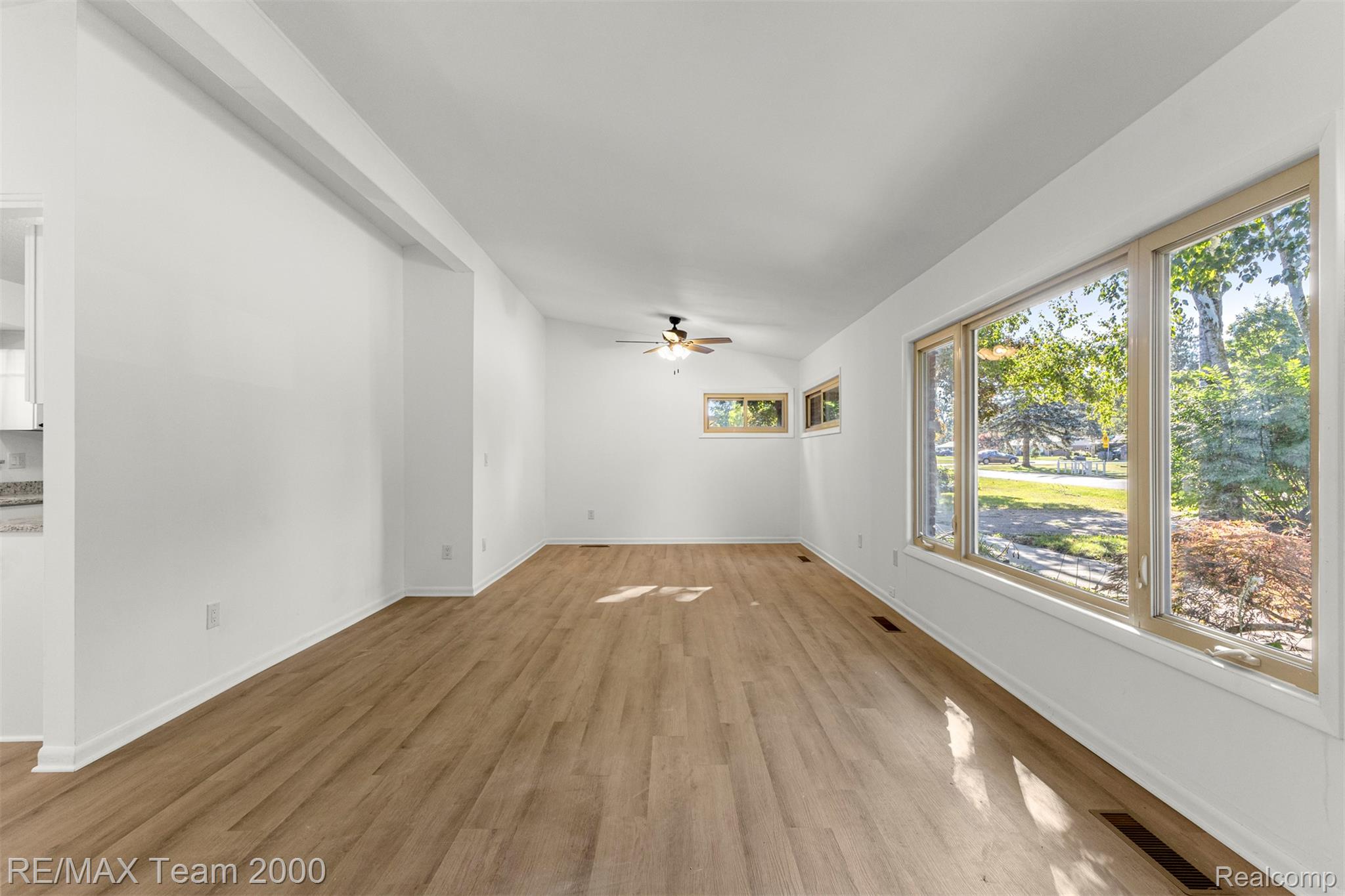1621 Beverly Boulevard