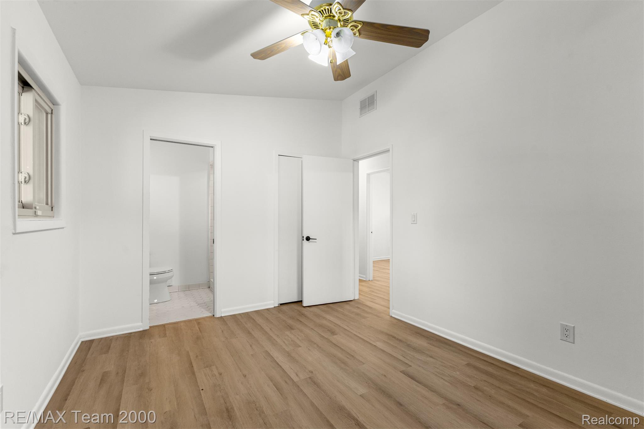 1621 Beverly Boulevard