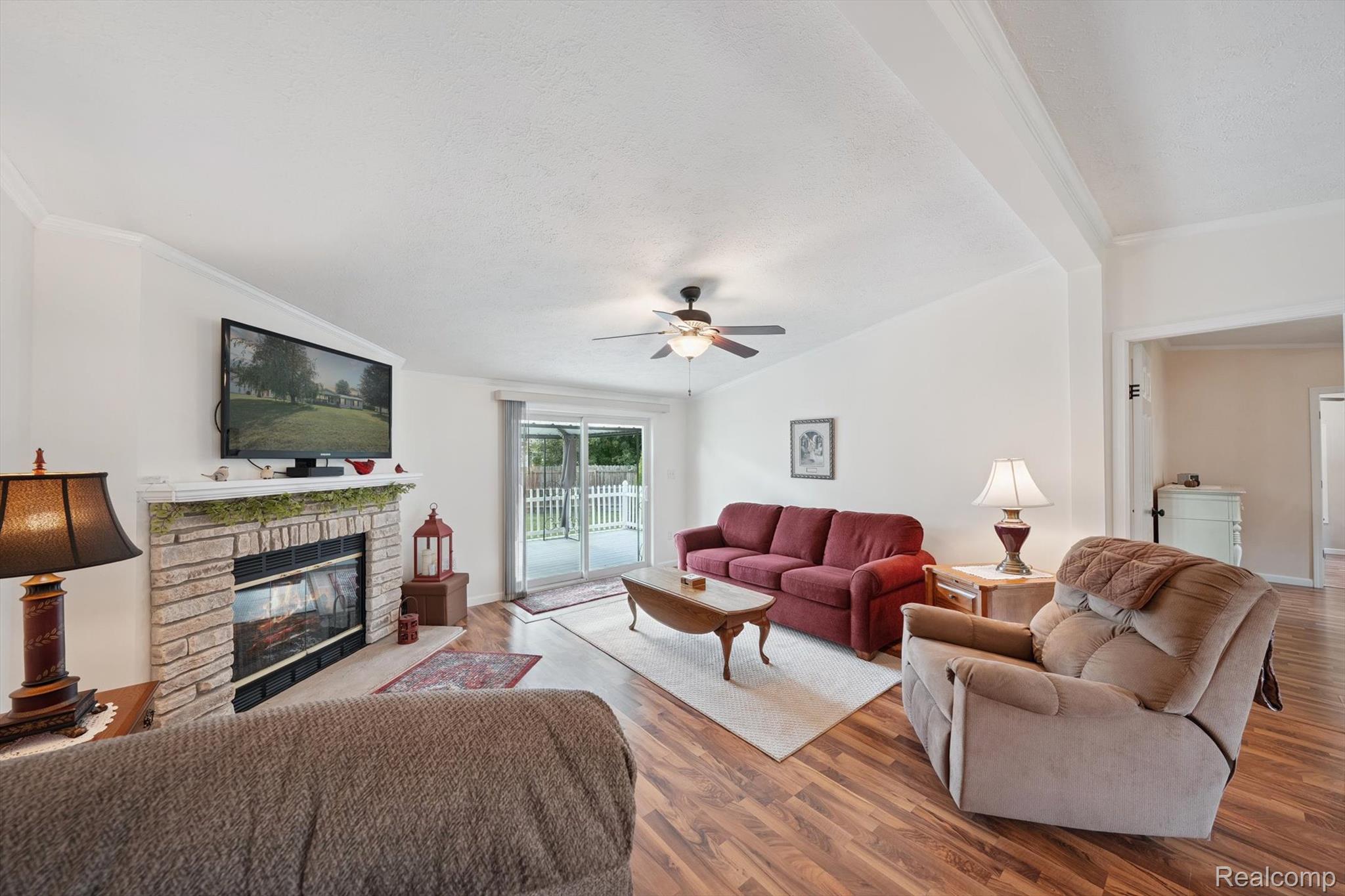 4056 Day Street
