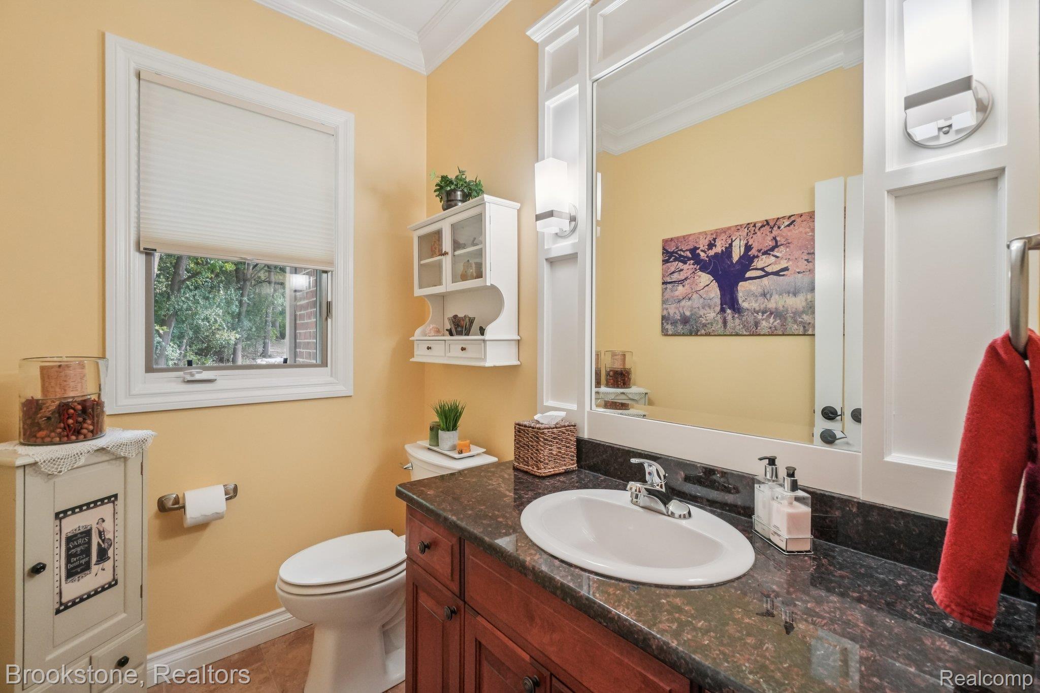 5947 Blackberry Lane