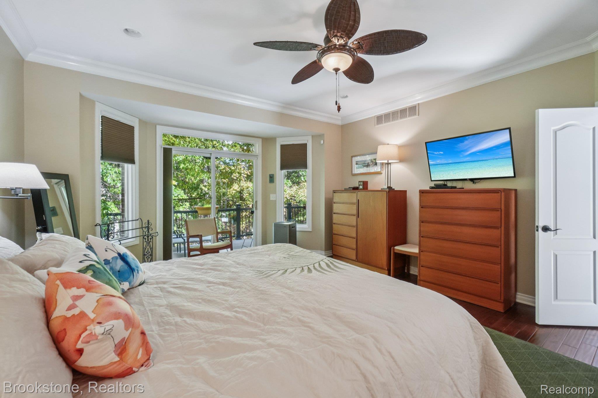 5947 Blackberry Lane