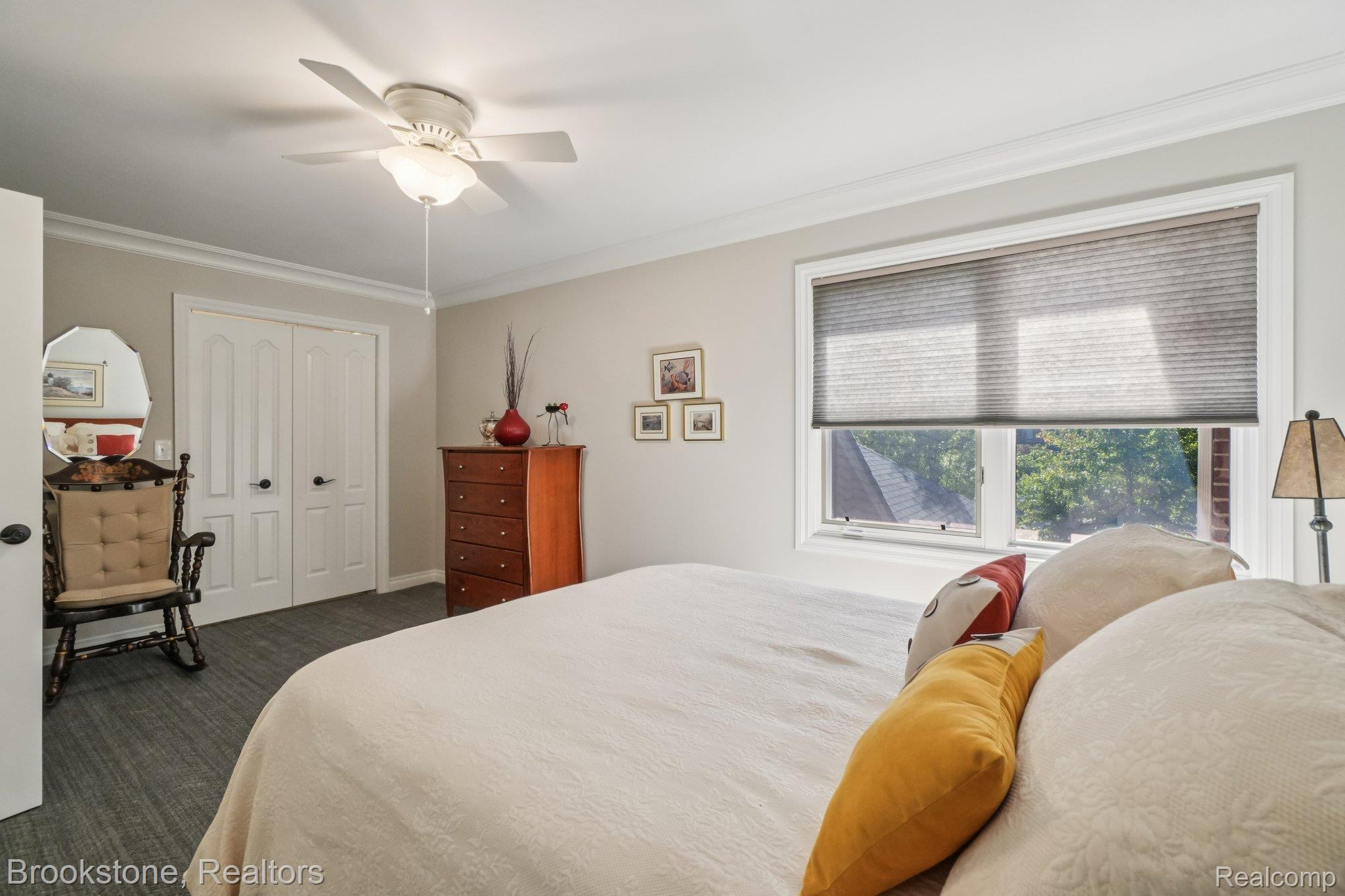 5947 Blackberry Lane